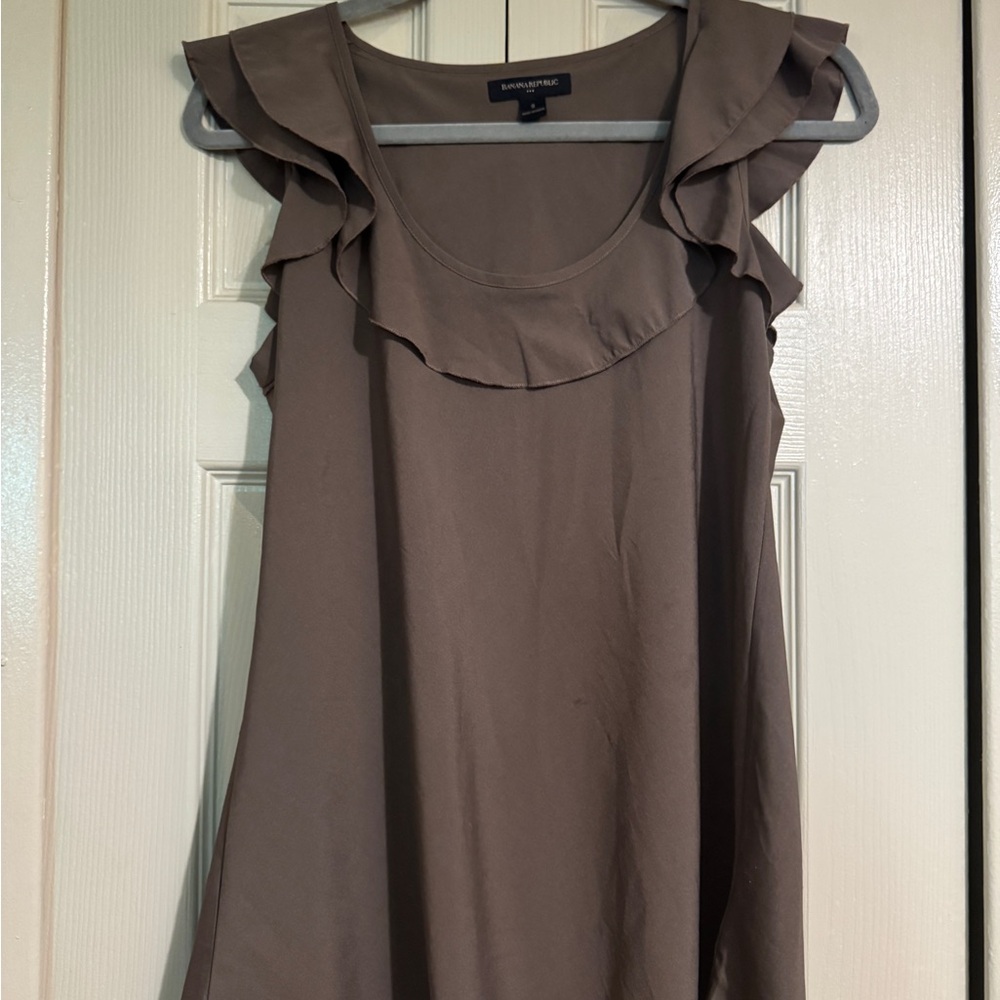 Banana Republic Brown Ruffled Sleeveless Blouse